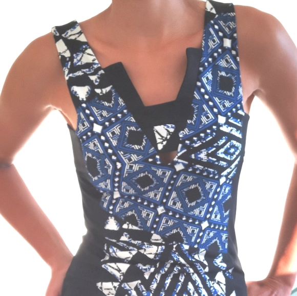 BcbgMaxAzria cobalt pattern fitted jersey dress - Picture 4 of 7